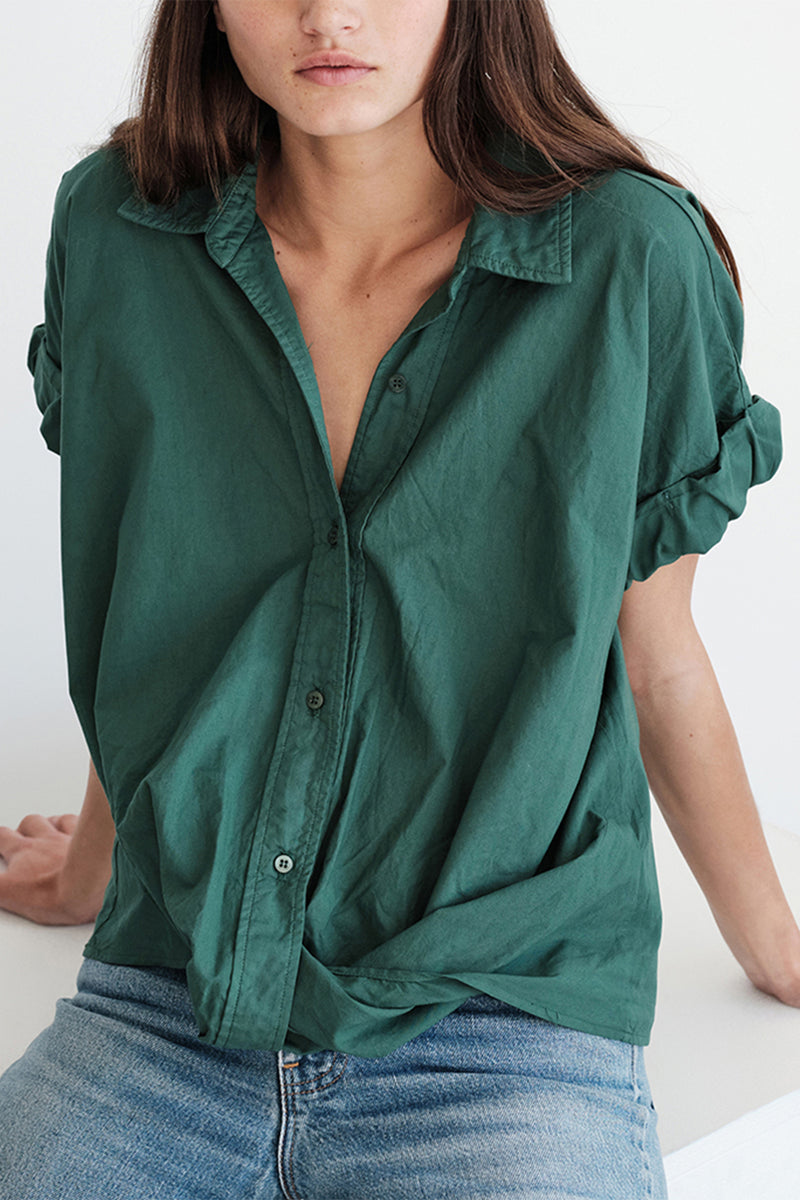 Poplin Short Sleeve Front Twist Shirt in Rainforest-3/4 close up of details on shirt