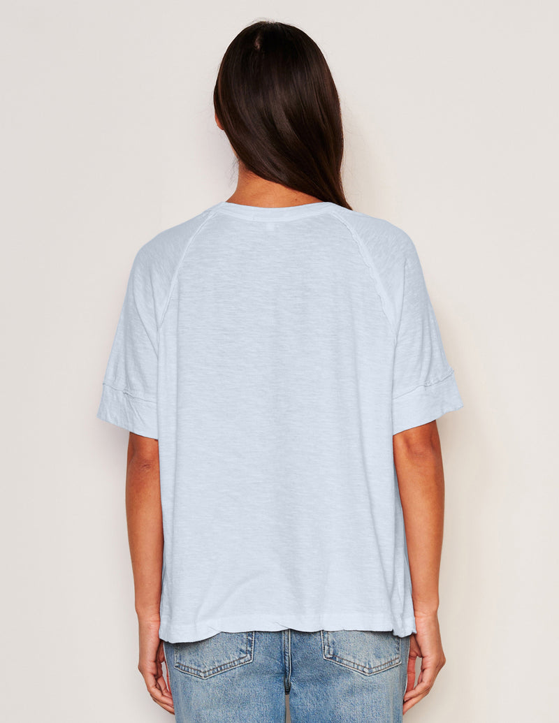 Sundry Boyfriend Tee in Blue Wash