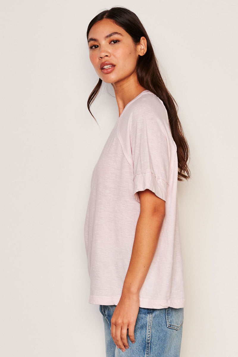 Sundry Boyfriend Tee in Flush Pink-3/4 side view