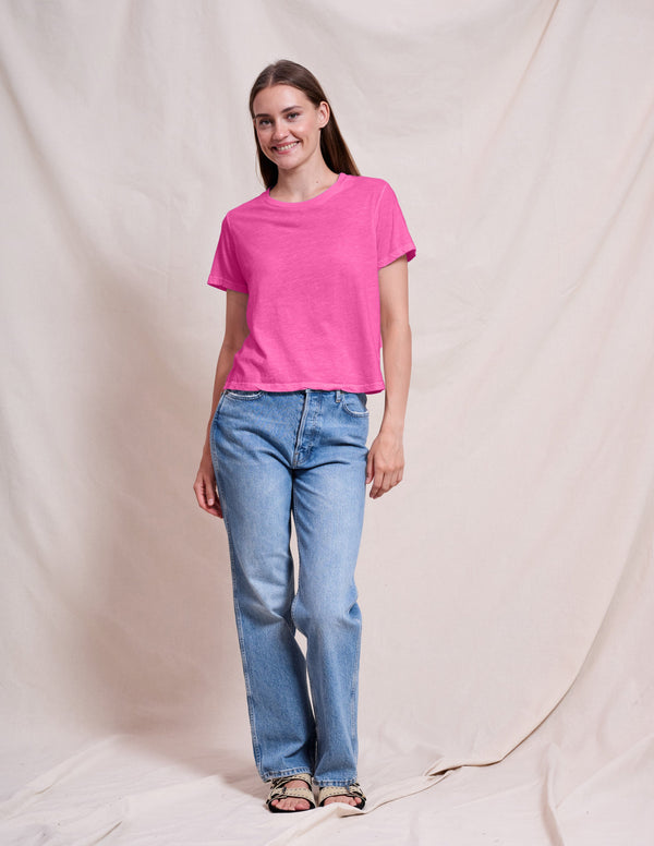 Sundry Crew Neck Tee in Jazzy Rose