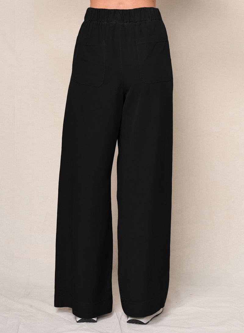 Drapey Twill Wide Leg Trouser in Black