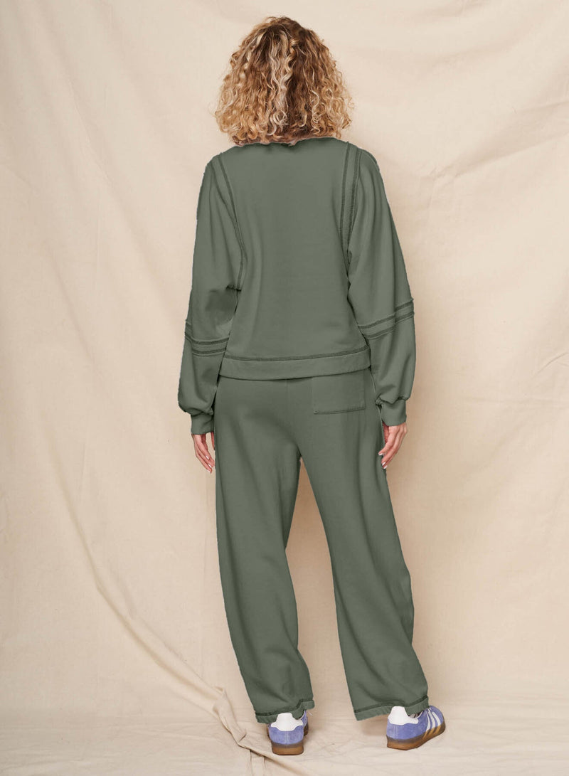 Sundry Raw Seamed Sweatshirt in Signature Green | Bailey/44