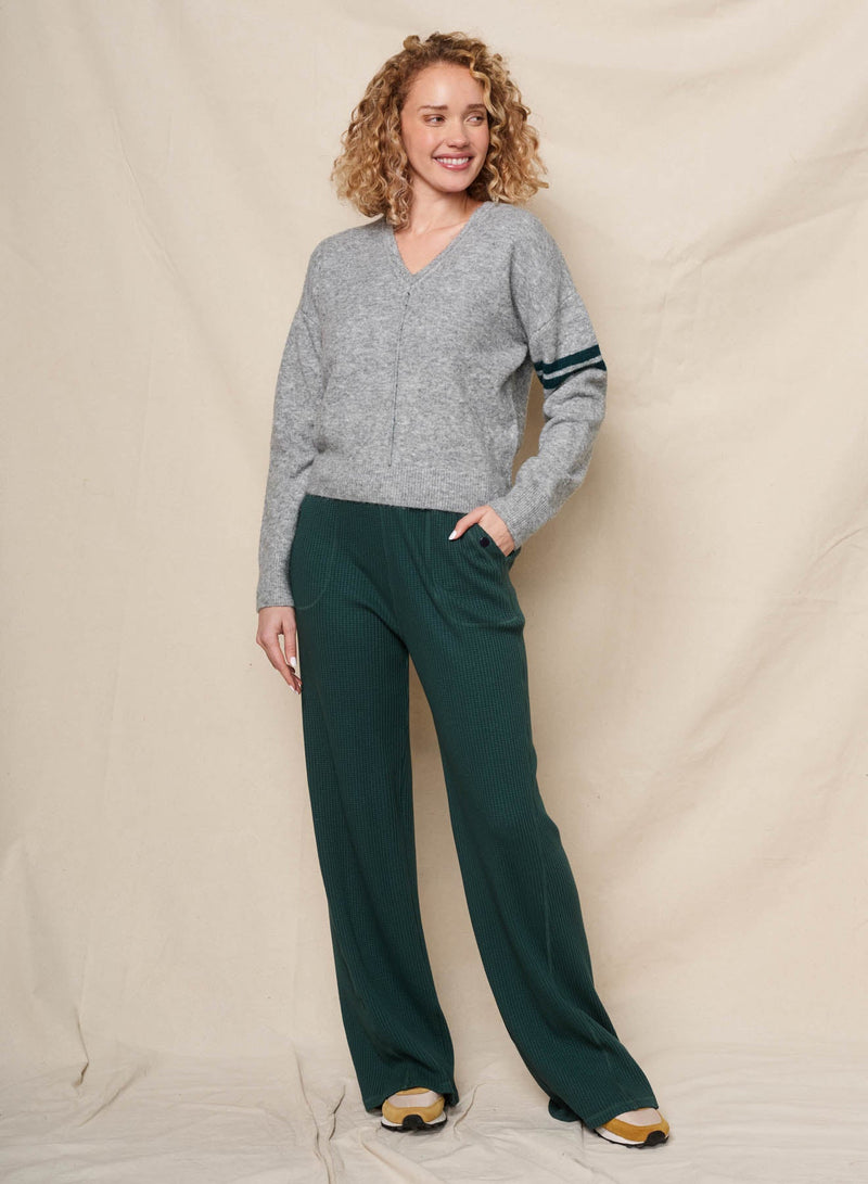 Sundry Lucky 7 V-Neck Intarsia Sweater in Heather Grey