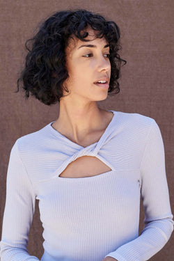 Sundry Twisted Cut Out Top in Cloud-close up (front)