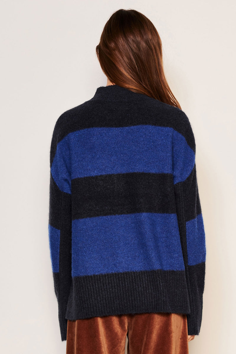 Sundry Bold Stripe Tunic Sweater in Deep Navy