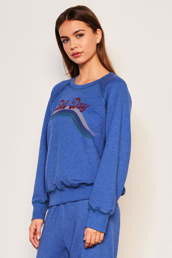 Sundry Ski Day Raglan Sweatshirt in Symphony