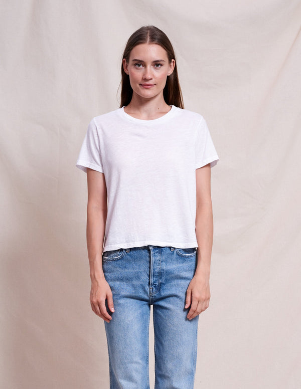 Sundry Crew Neck Tee in Optic White