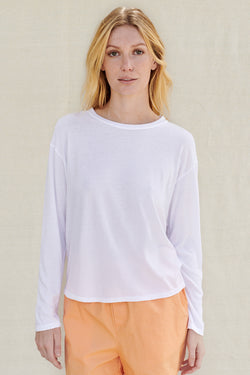 Sundry Long Sleeve Boxy Tee in White-front 3/4 view