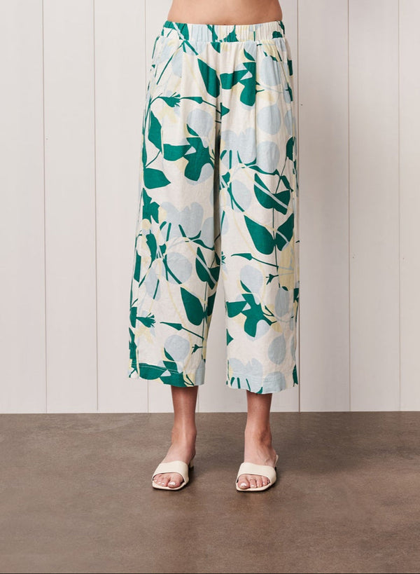 Blossom Printed Linen Cropped Pant in Blue Blossom