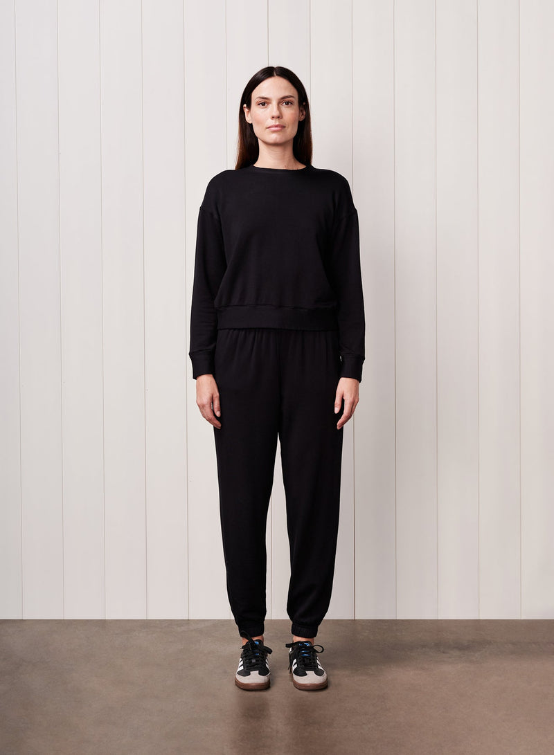 Softest Fleece Crewneck Pullover in Black