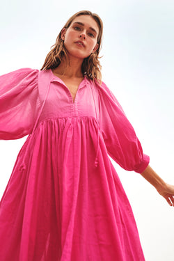Sundry Blouson Sleeve Midi Dress in Azalea Ombre - front close up