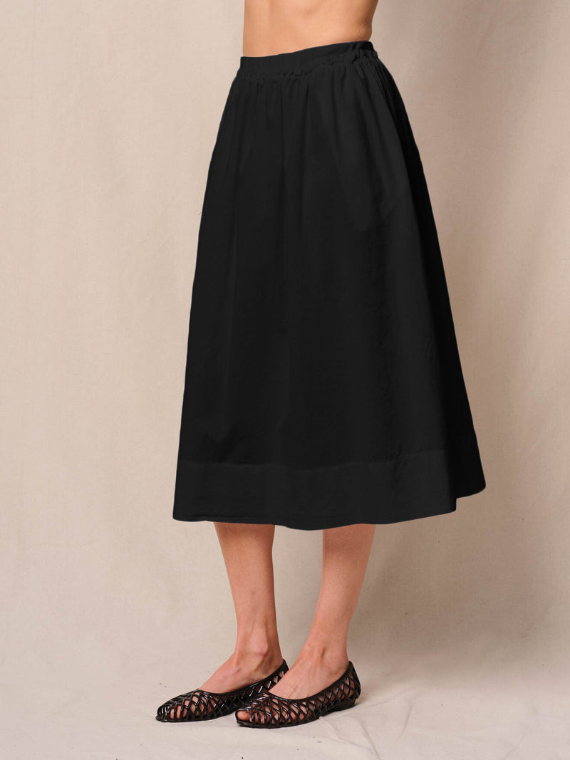Voile Ribbed Waist Midi Skirt in Black