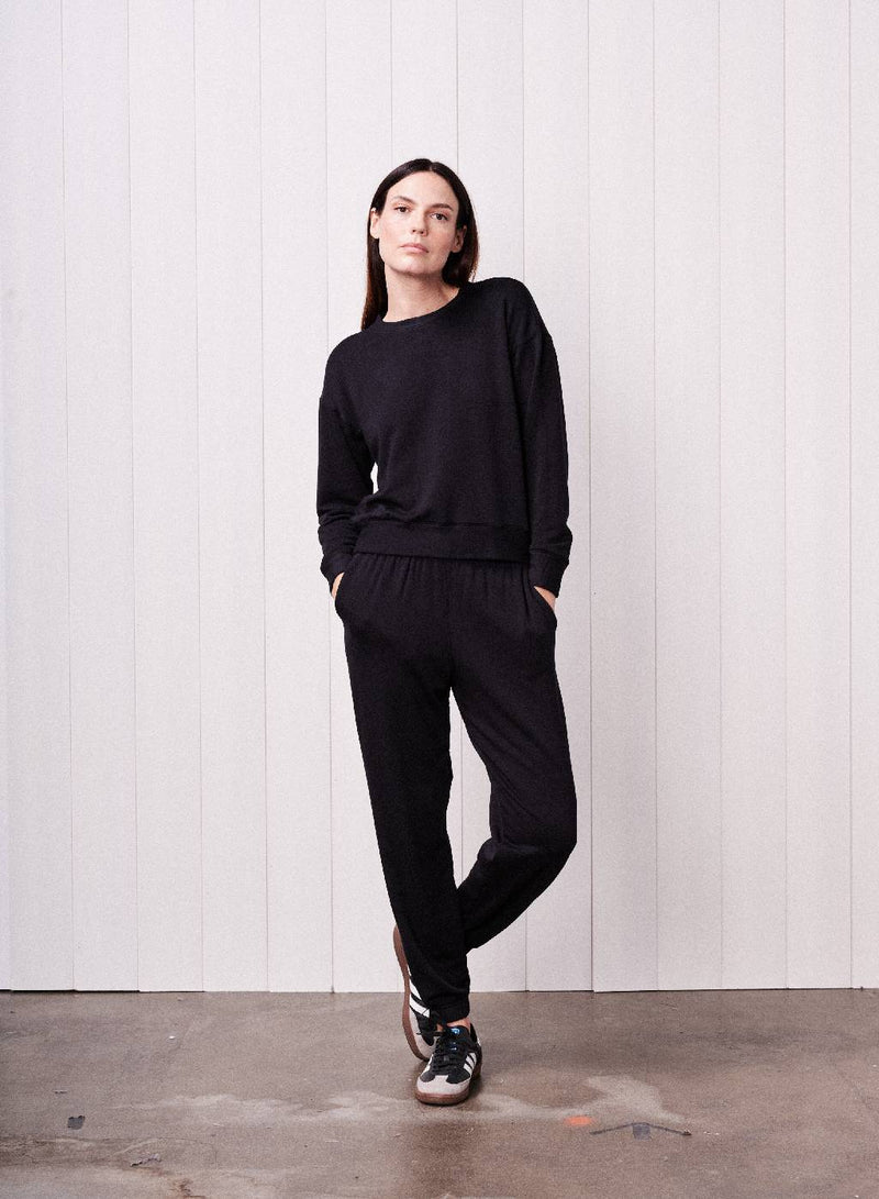 Softest Fleece Crewneck Pullover in Black