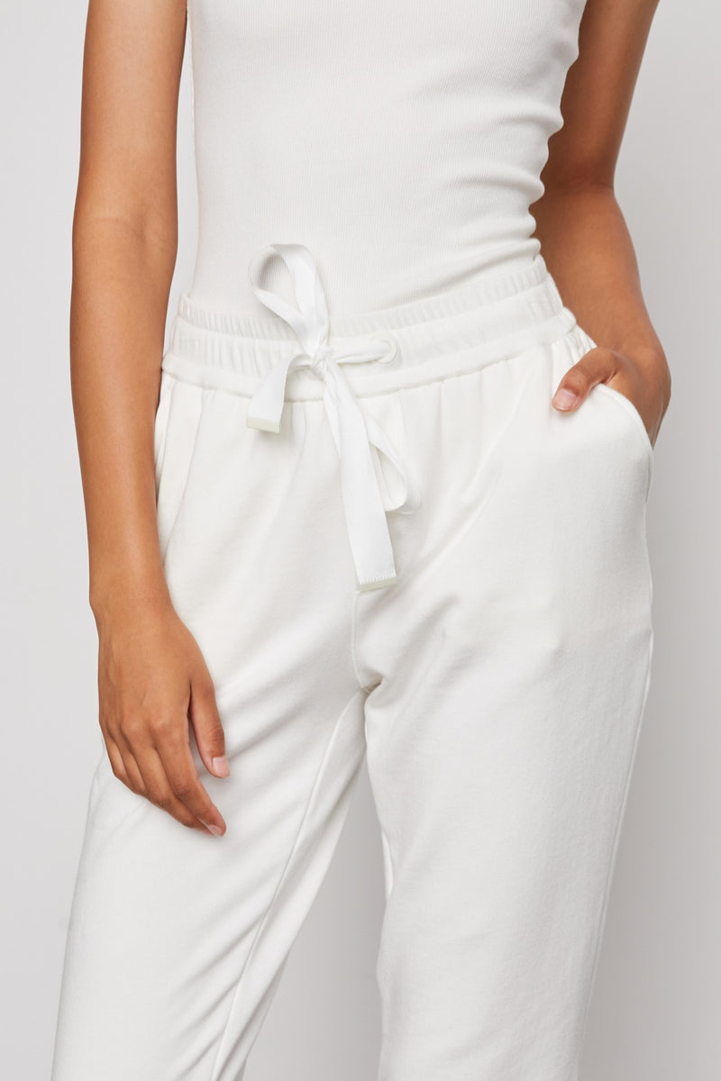 Ava Knit Pants in Crème - waist close up with tie
